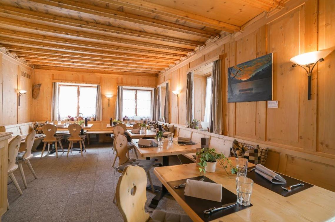 Gasthaus & Hotel Berninahaus Pontresina Exterior photo