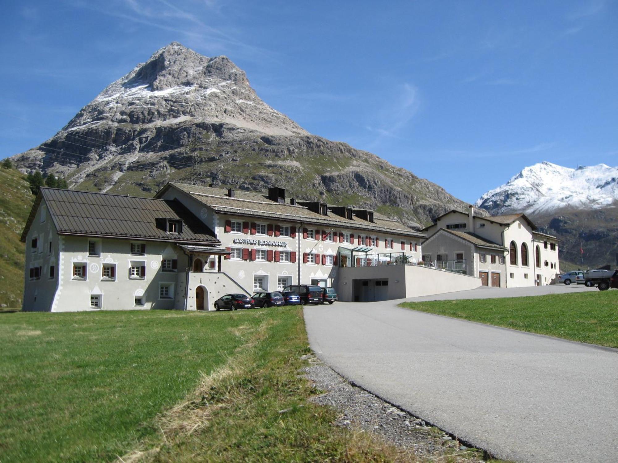 Gasthaus & Hotel Berninahaus Pontresina Exterior photo
